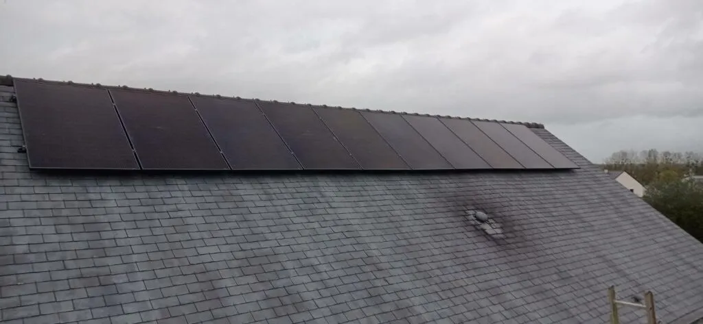 installation borne de recharge combourg