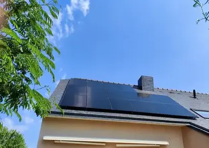installation panneaux photovoltaïques Pleugueneuc-1